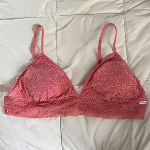 Calvin Klein Bralette (no underwire,only has pads)